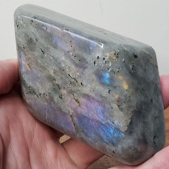 Labradorite Crystal Freeform 0.86 pounds - Picture 16 of 17